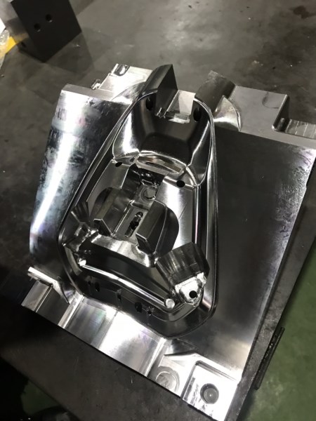 Motorcycle Injection mold - Khuôn Mẫu TMD Việt Nam - Công Ty TNHH Công Nghệ TMD Việt Nam